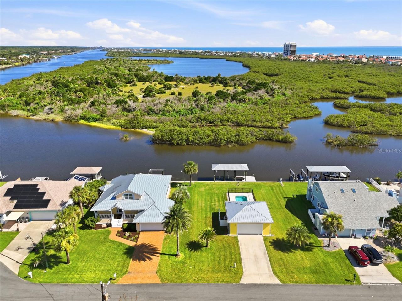 Photo 3 of 342 N 12th St, Flagler Beach, FL 32136