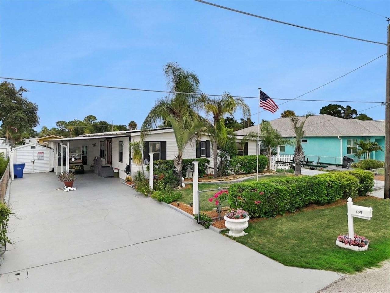 Photo 2 of 109 Douglas St, Edgewater, FL 32141