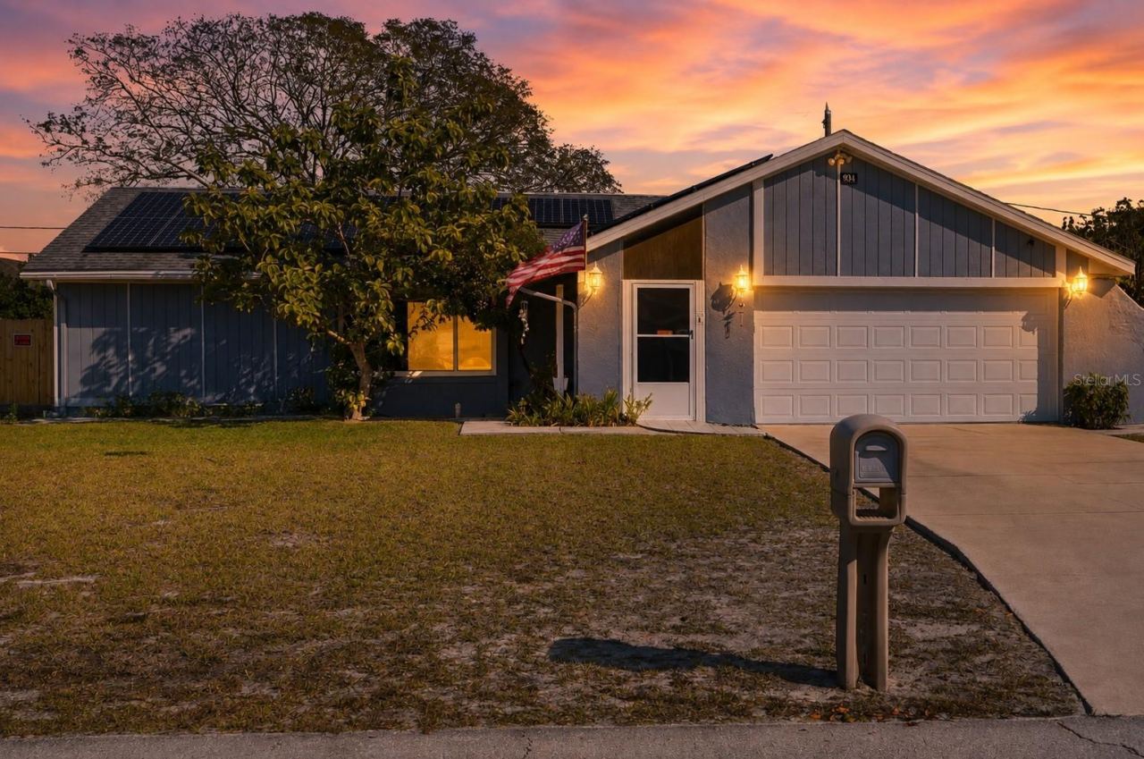 934 Wilmington Dr, Deltona, FL 32725