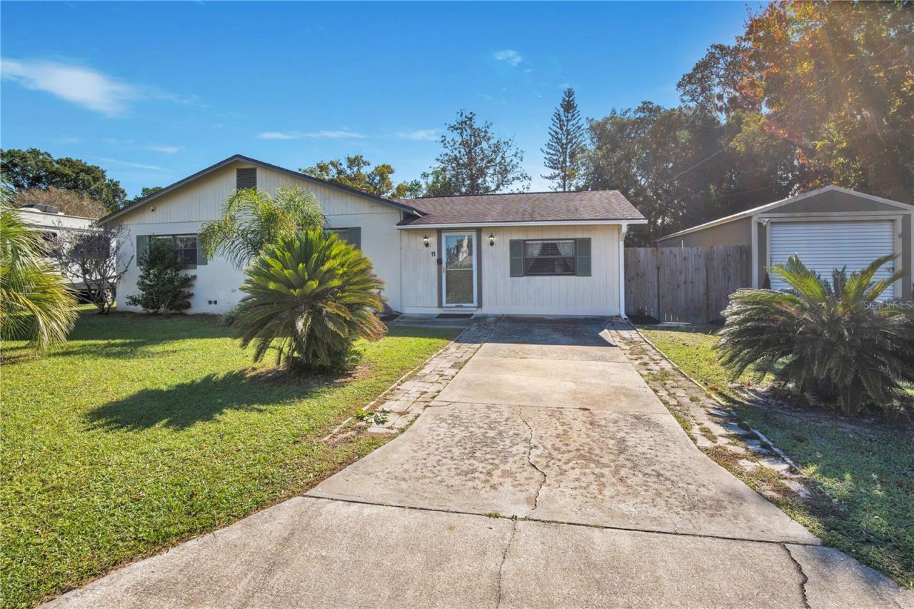 11 Aster Dr, Debary, FL 32713