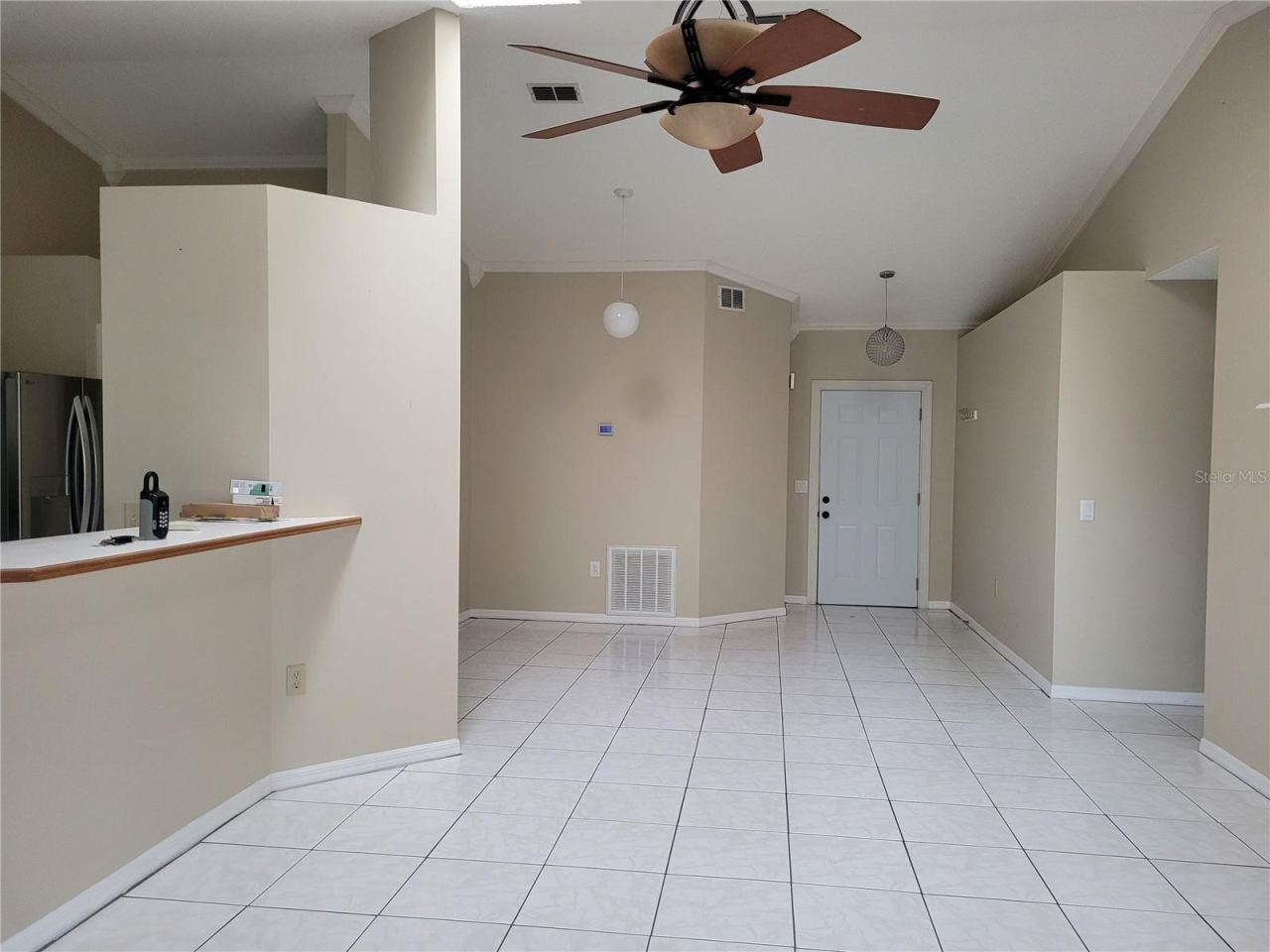Photo 3 of 2870 Idleweise Dr, Deltona, FL 32738