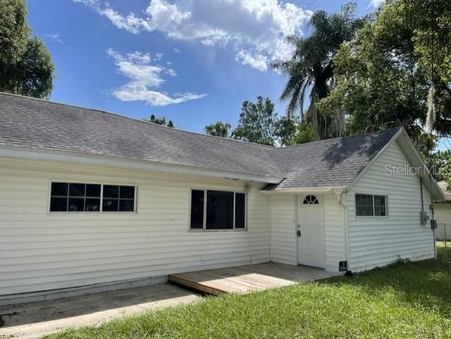 Photo 2 of 106 E Rosehill Ave, Deland, FL 32724