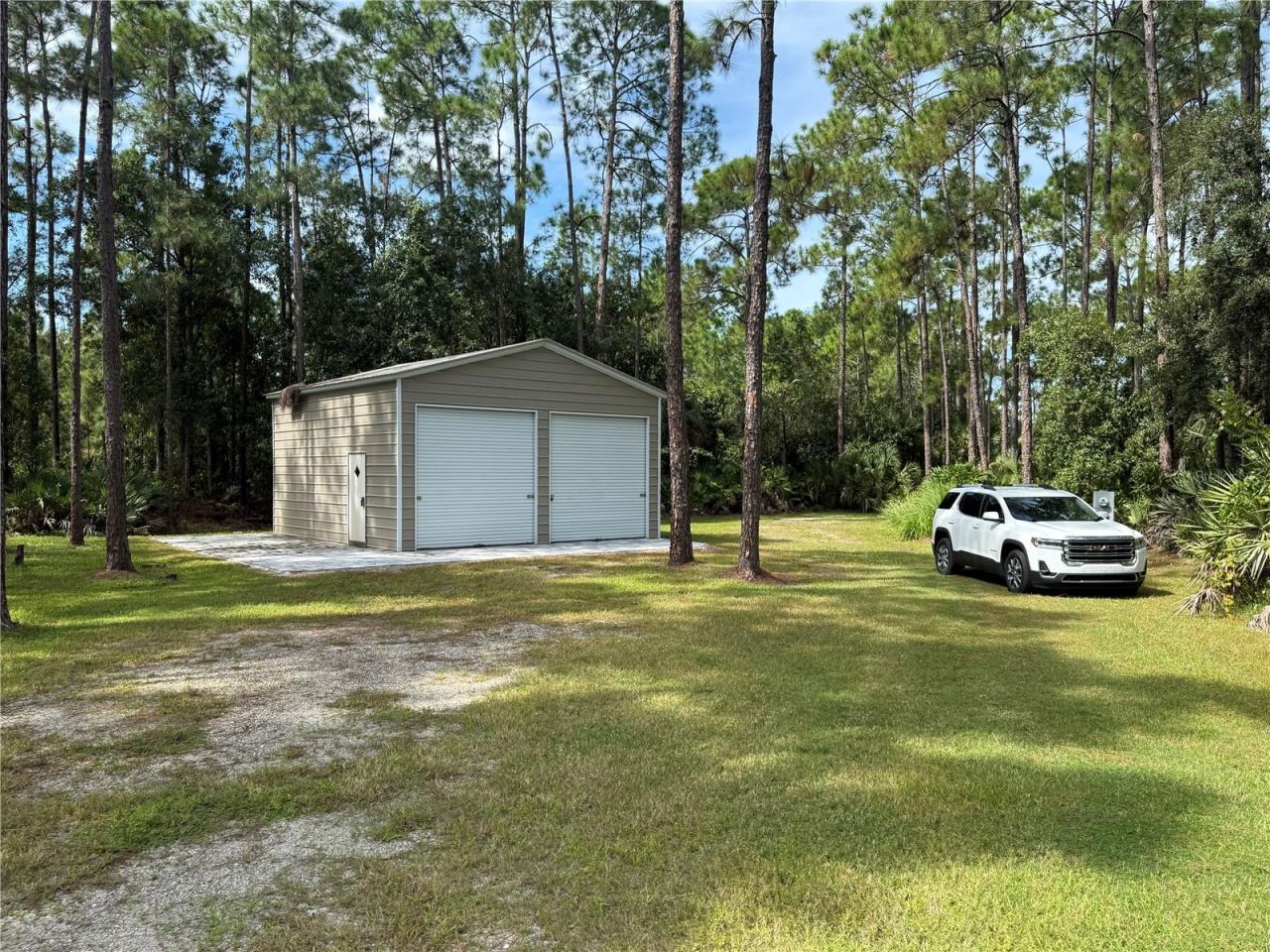 Photo 2 of 1161 Lake Harney Woods Blvd, Mims, FL 32754
