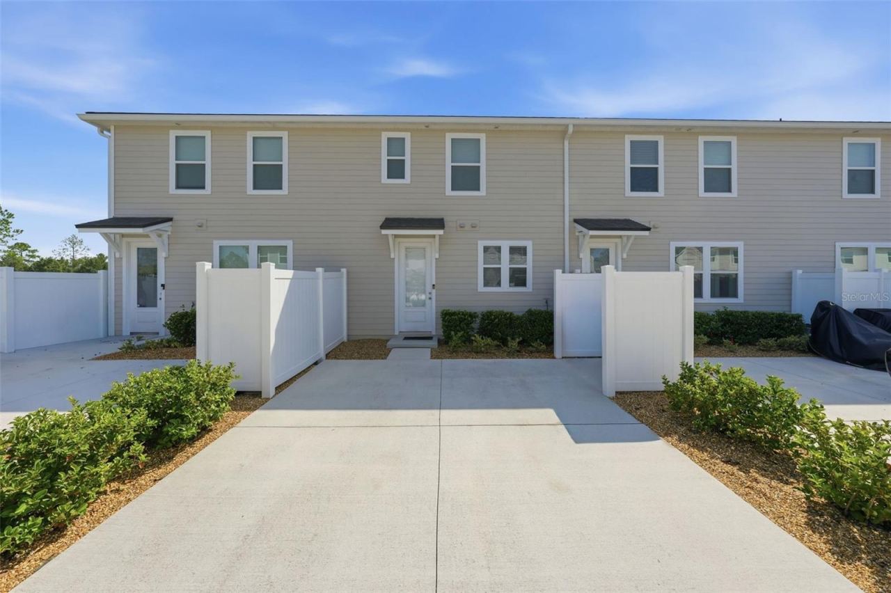 Photo 3 of 46 Axel Fall Dr, St Johns, FL 32259