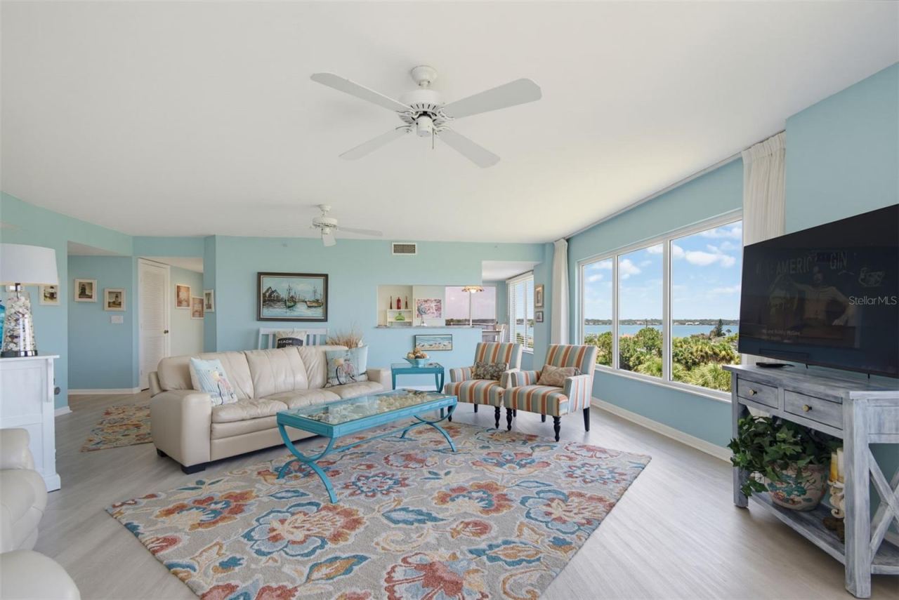 Photo 2 of 3 Oceans West Blvd #5b4, Daytona Beach Shores, FL 32118
