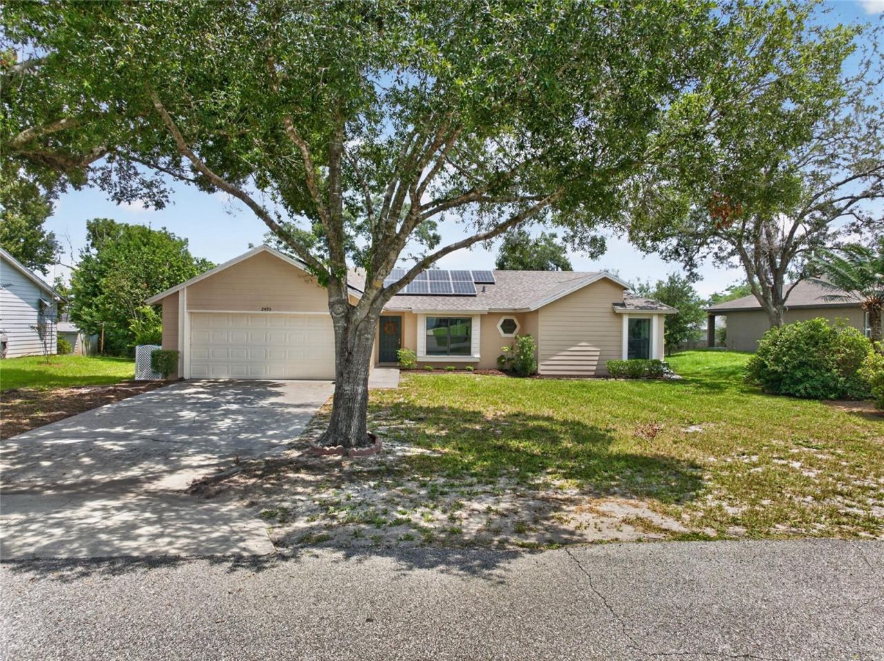 2495 E Tipton Dr, Deltona, FL 32738