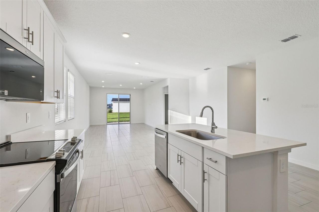 Photo 5 of 8 Garni Dr, Palm Coast, FL 32137