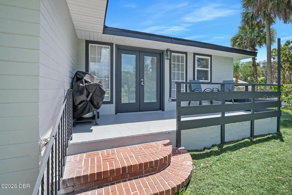 Photo 3 of 419 Burleigh Ave, Holly Hill, FL 32117