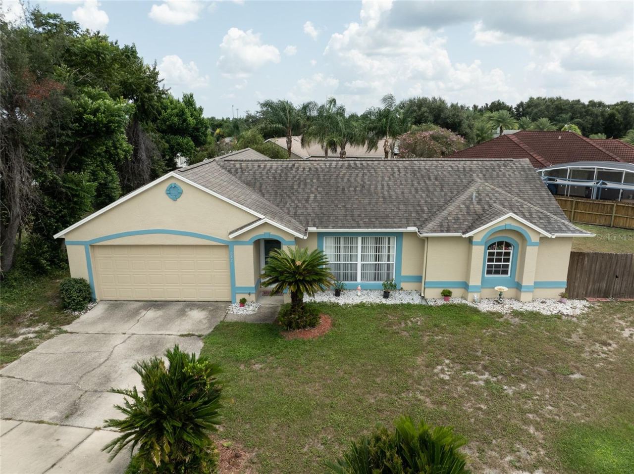 Photo 3 of 832 White Birch Ct, Orange City, FL 32763