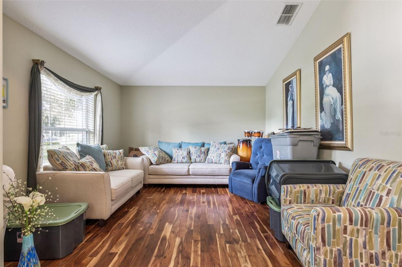 Photo 2 of 1545 Overton St, Deltona, FL 32725