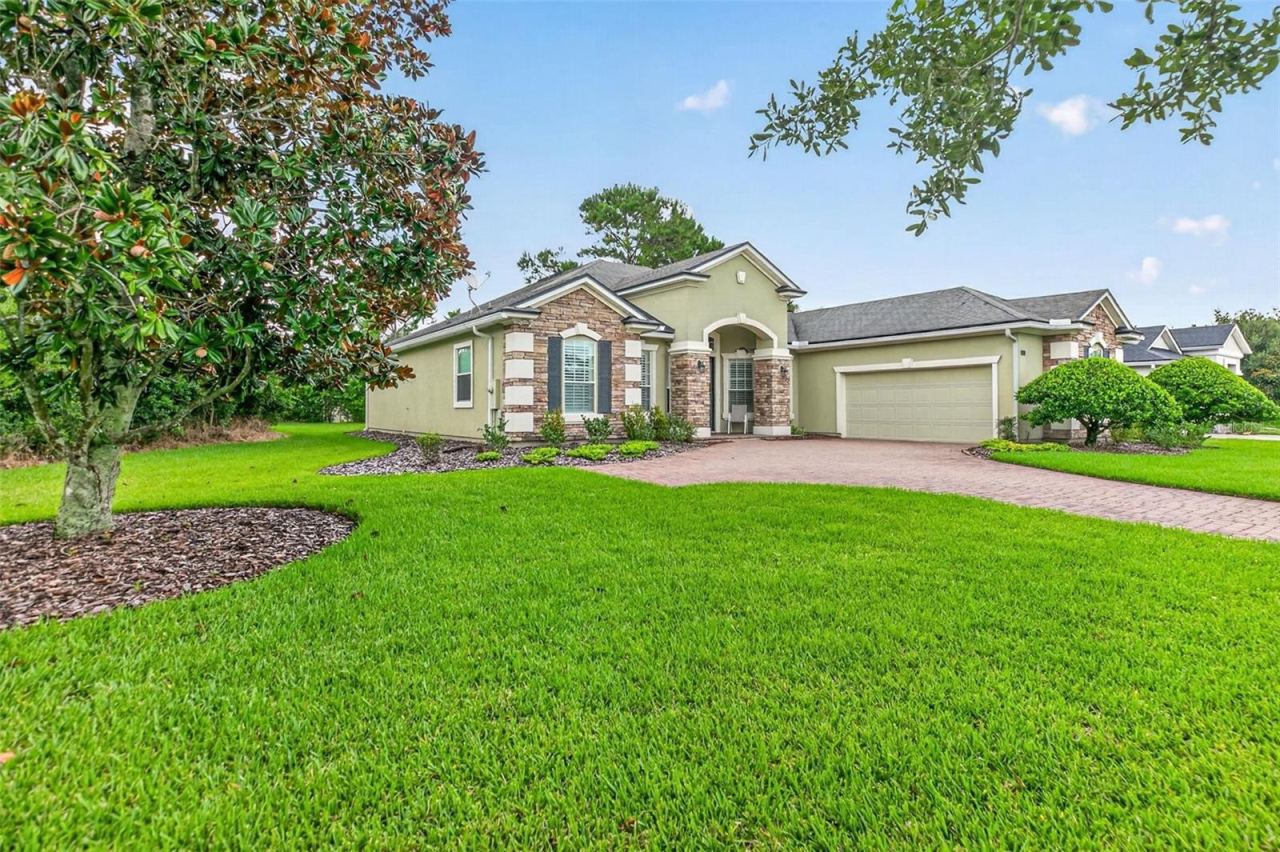 Photo 2 of 533 Christina Dr, St Augustine, FL 32086