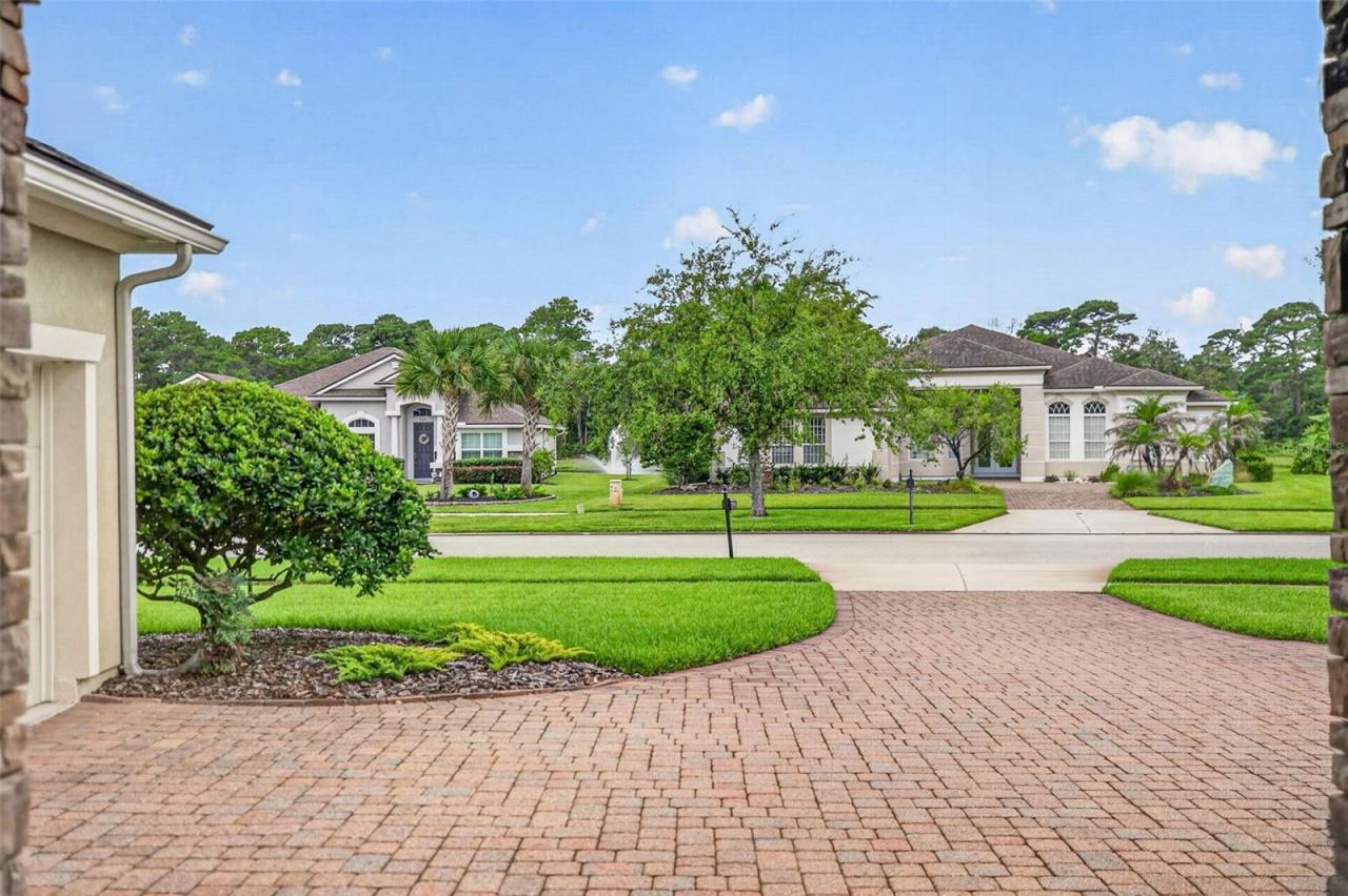 Photo 3 of 533 Christina Dr, St Augustine, FL 32086