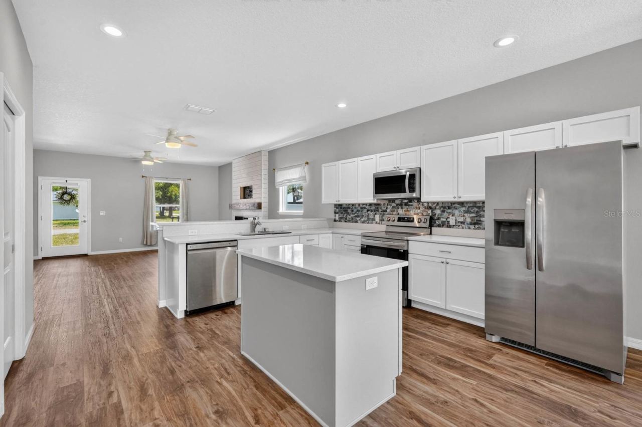 Photo 2 of 3330 Willow Oak Dr, Edgewater, FL 32141