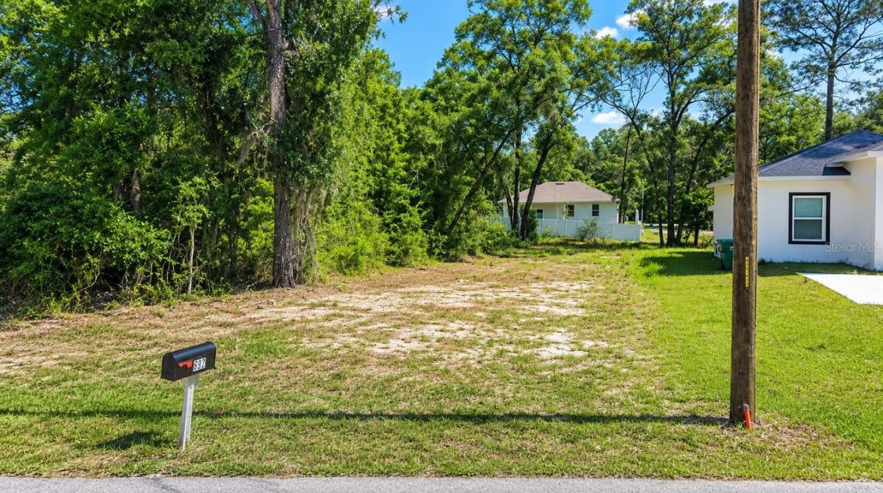 692 E Euclid Ave, Deland, FL 32724