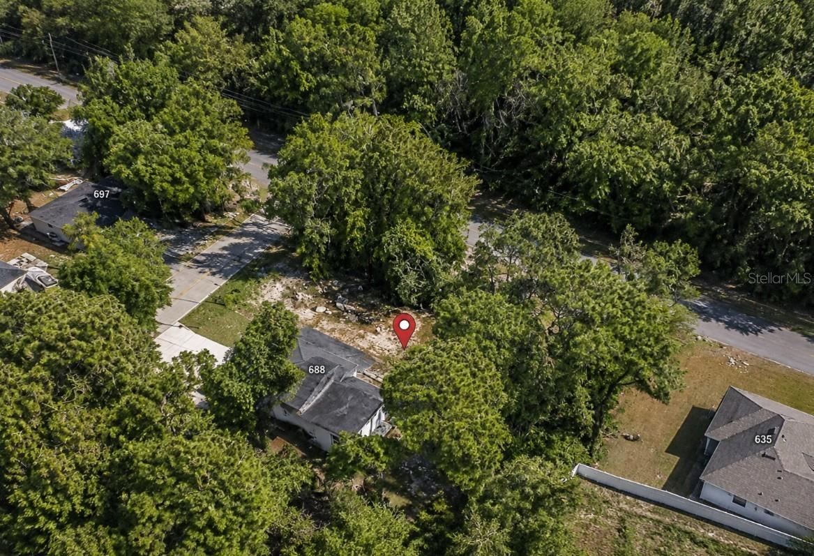 Photo 3 of 692 E Euclid Ave, Deland, FL 32724