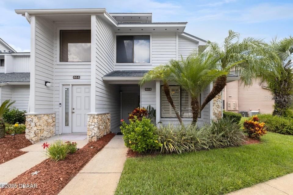 Photo 2 of 150 Blue Heron Dr #b, Daytona Beach, FL 32119