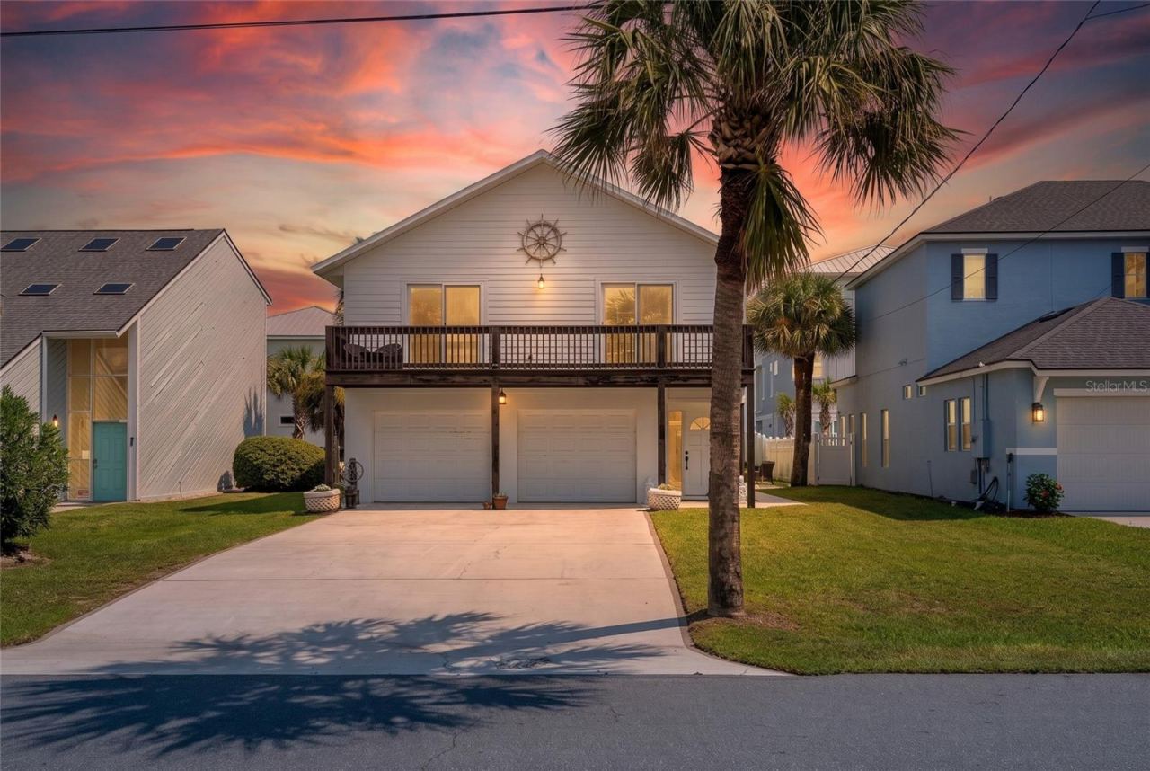 Photo 2 of 712 Central Ave N, Flagler Beach, FL 32136
