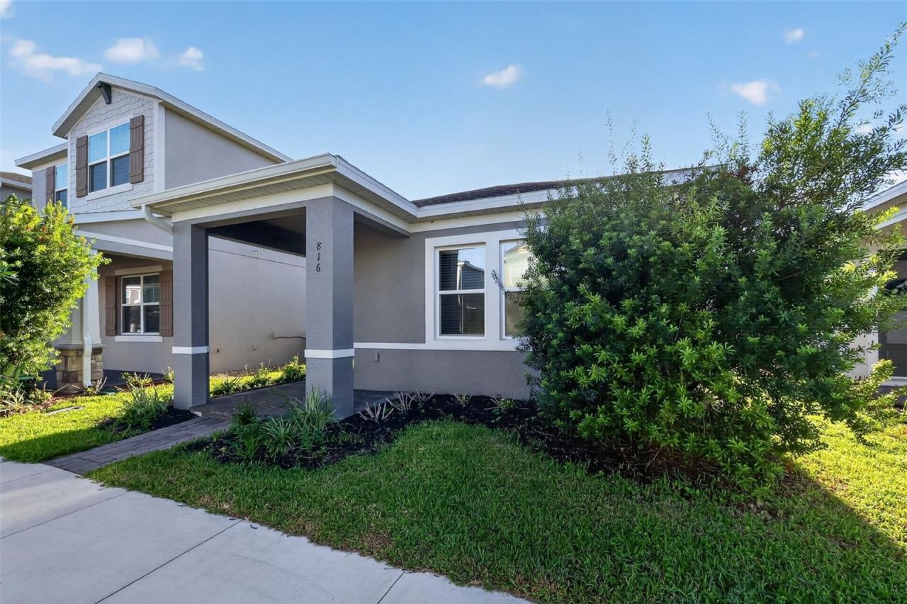 Photo 2 of 816 Middleton St, Debary, FL 32713
