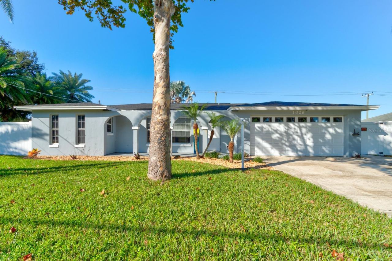 1026 Lake Ave, Edgewater, FL 32132