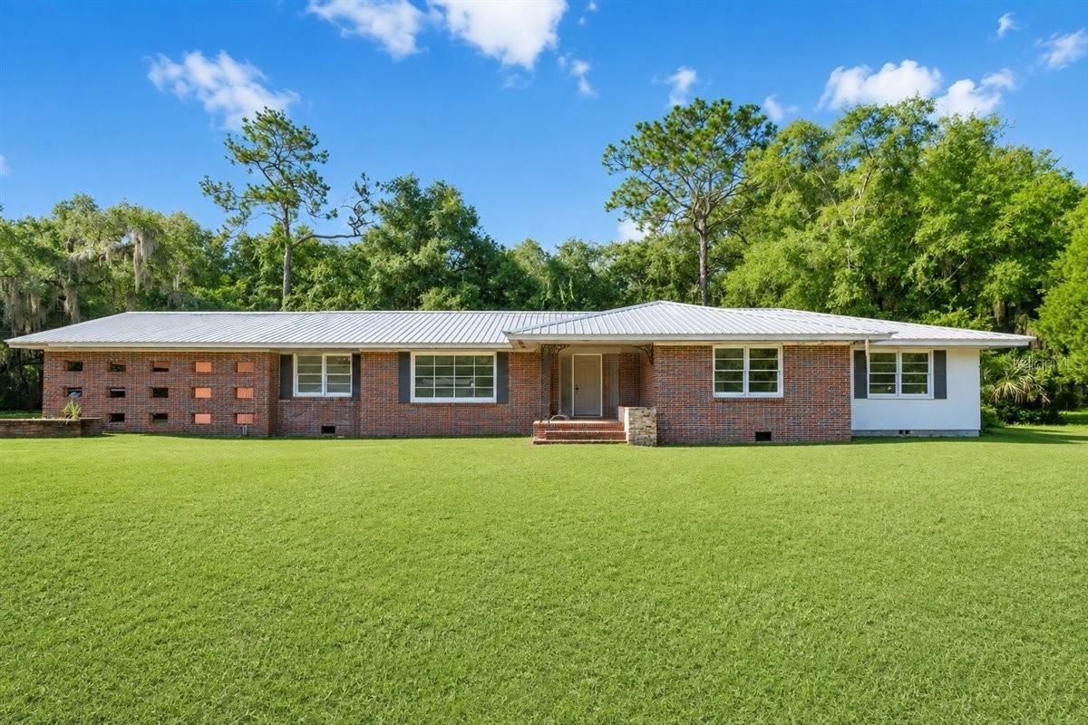 2107 Golf Dr, Palatka
