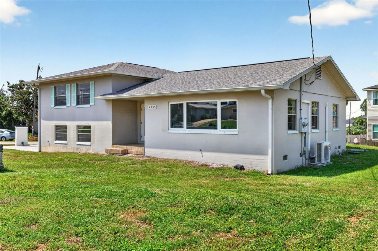 2314 S Peninsula Dr, Daytona Beach