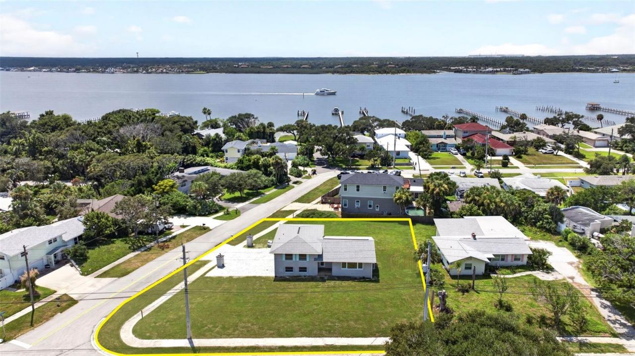 Photo 2 of 2314 S Peninsula Dr, Daytona Beach, FL 32118