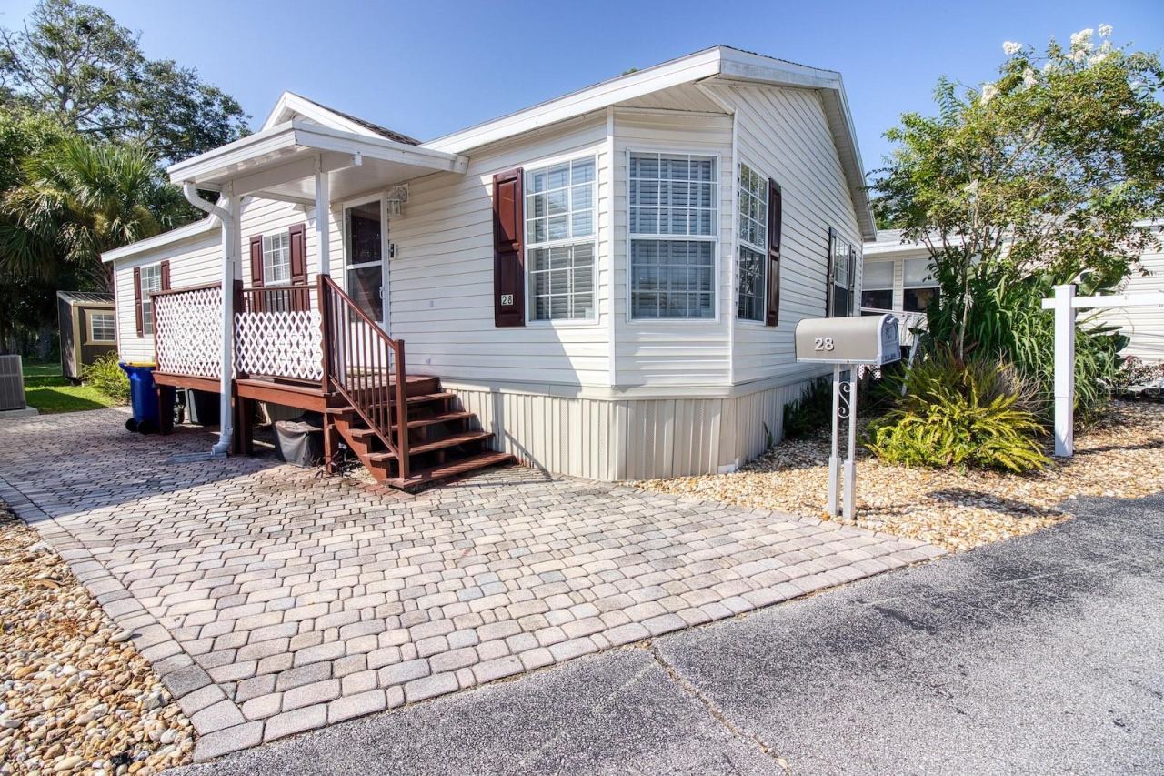 Photo 3 of 2201 S Ridgewood Ave #28, Edgewater, FL 32141