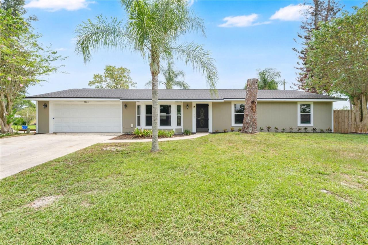 2304 Travelers Palm Dr, Edgewater, FL 32141