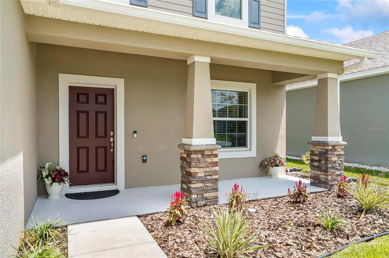 Photo 3 of 40 Oakleaf Way, Palm Coast, FL 32137