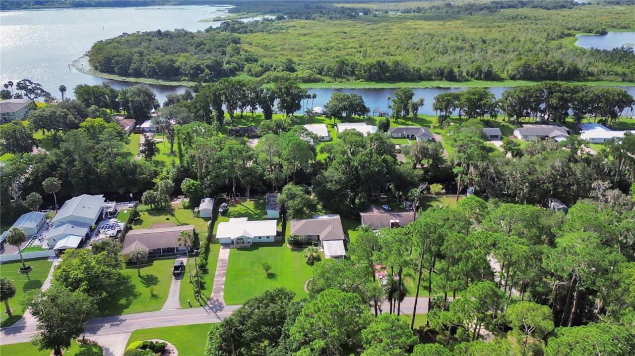 Photo 2 of 2249 Hontoon Rd, Deland, FL 32720