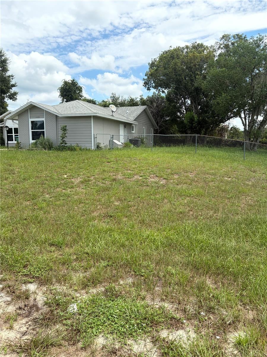 Photo 3 of 1499 Courtland Blvd, Deltona, FL 32738