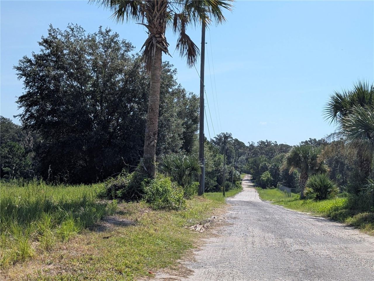 Photo 2 of 700 Grant Ave, Deland, FL 32724