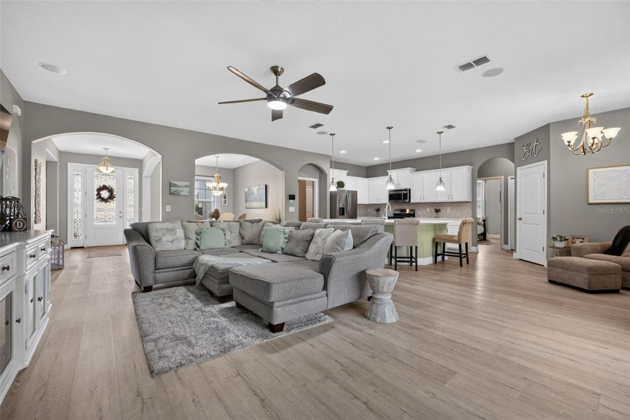 Photo 3 of 1458 Daystar Ln, Deltona, FL 32725