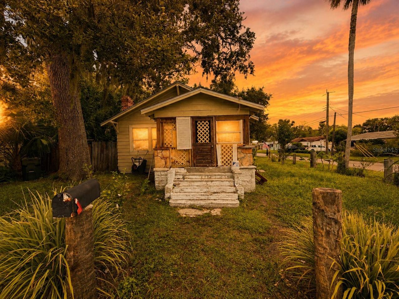 202 Shady Pl, Daytona Beach