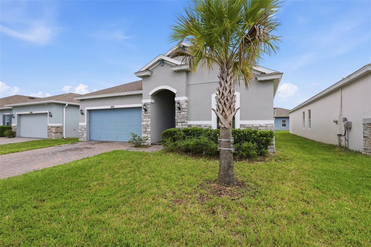 Photo 3 of 1005 Chelan Falls Dr, Deland, FL 32724