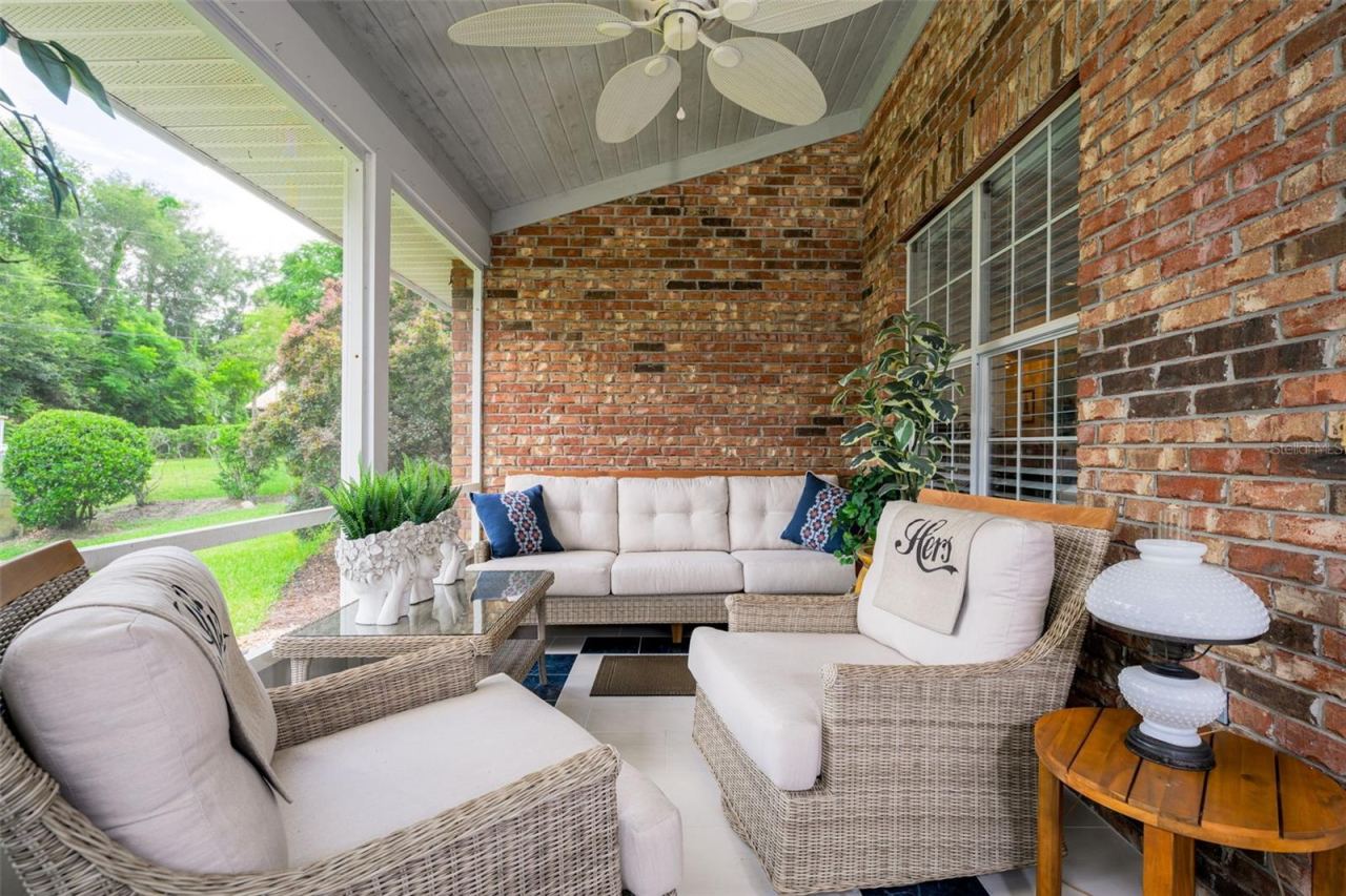 Photo 3 of 2525 S Glen Eagles Dr, Deland, FL 32724
