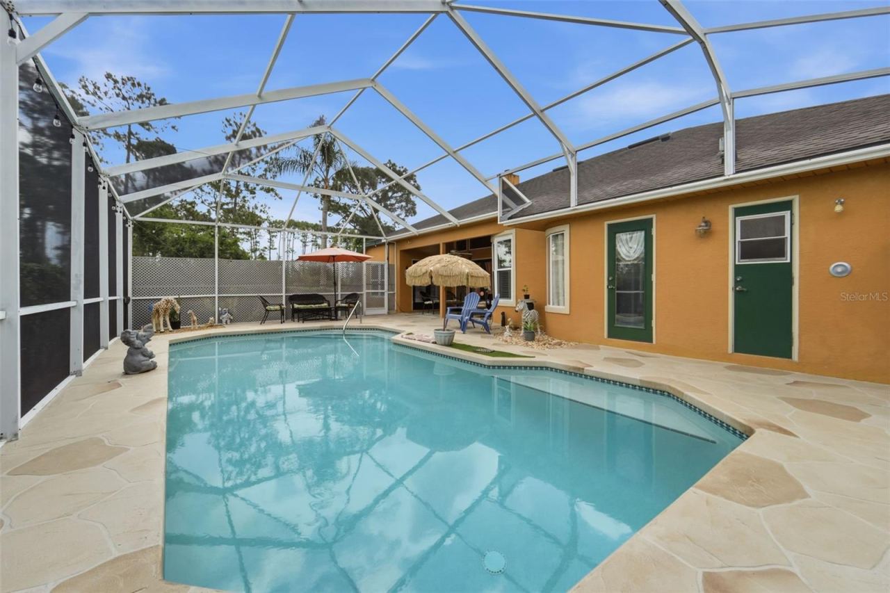 Photo 2 of 102 Birkwood Ct, Debary, FL 32713
