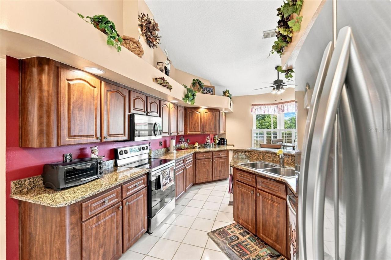 Photo 3 of 102 Birkwood Ct, Debary, FL 32713