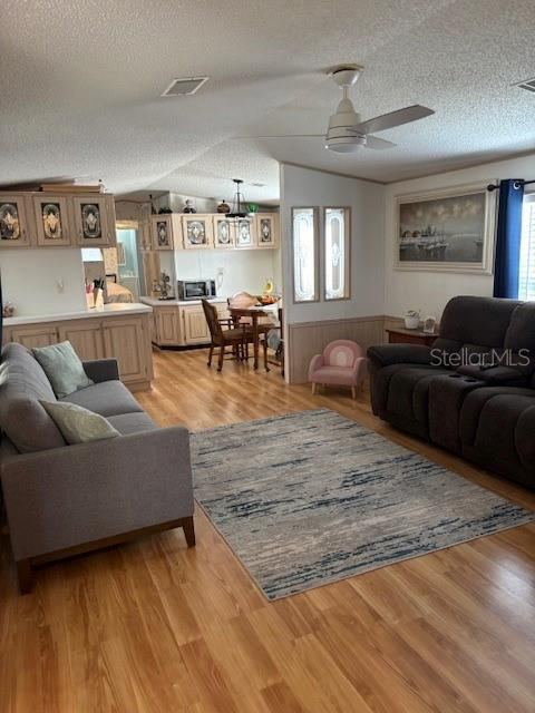 Photo 3 of 1749 Elizabeth St, New Smyrna Beach, FL 32168