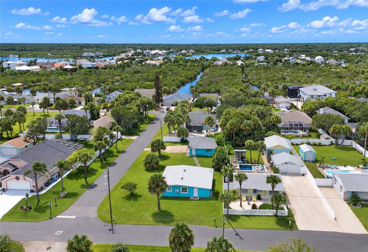Photo 2 of 2328 S Daytona Ave, Flagler Beach, FL 32136