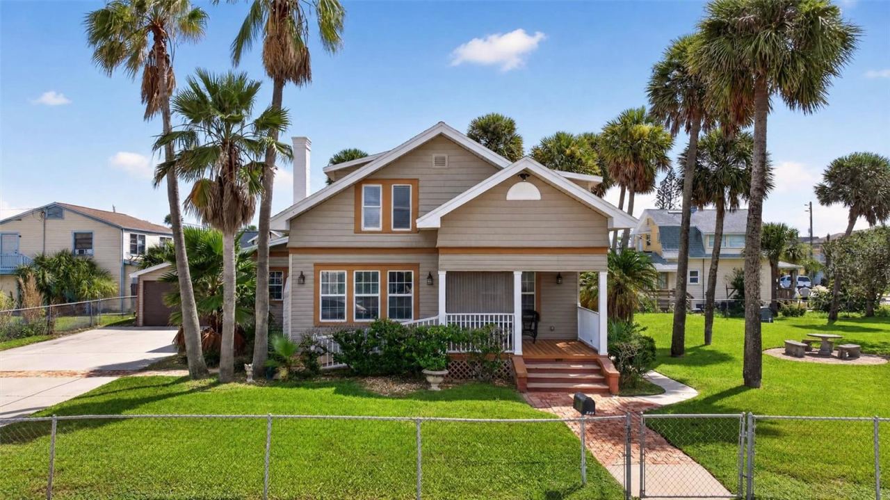 Photo 2 of 409 S Grandview Ave, Daytona Beach, FL 32118