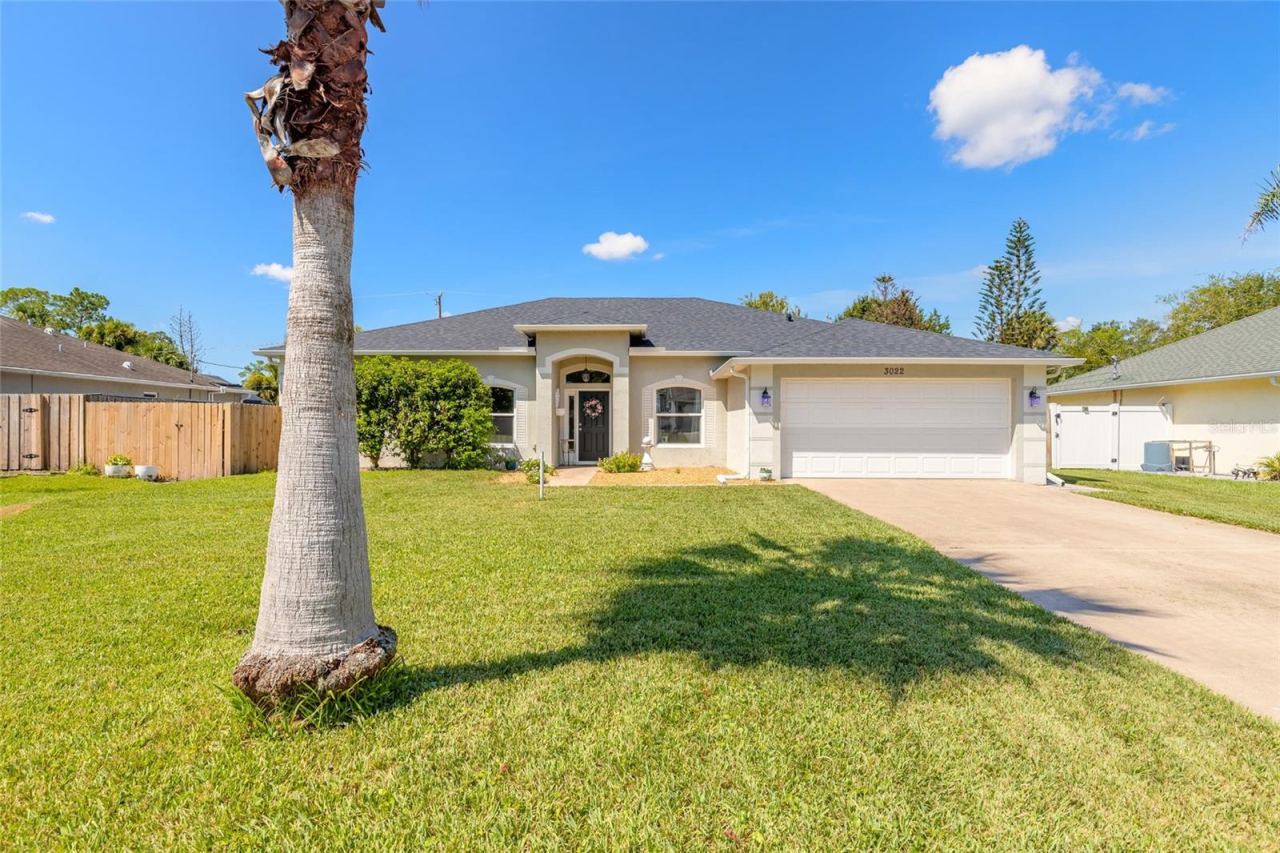 3022 Yule Tree Dr, Edgewater, FL 32141