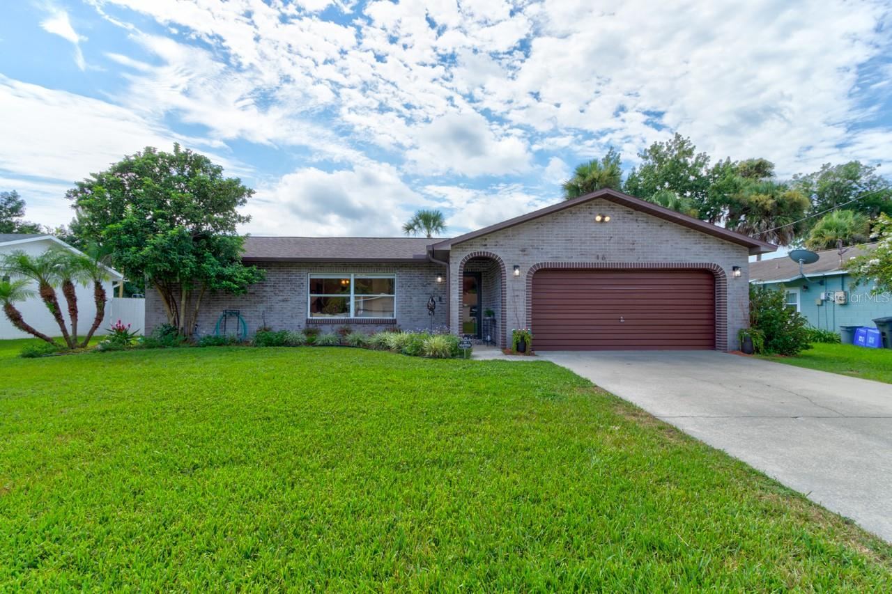Photo 2 of 16 Laurel Oaks Cir, Ormond Beach, FL 32174