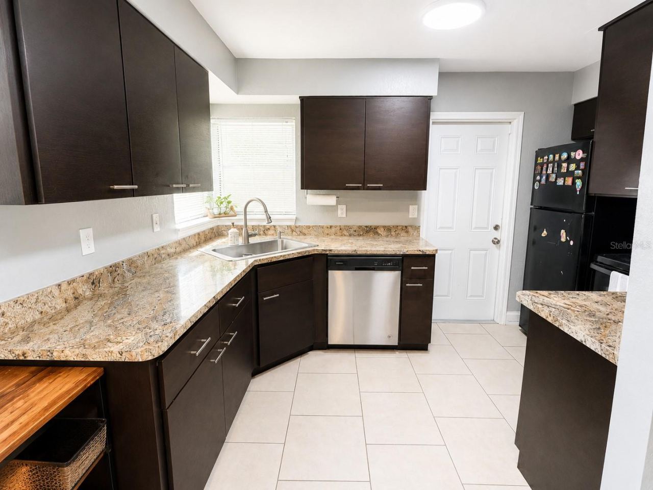 Photo 2 of 1035 Cobblestone Ave, Deltona, FL 32725