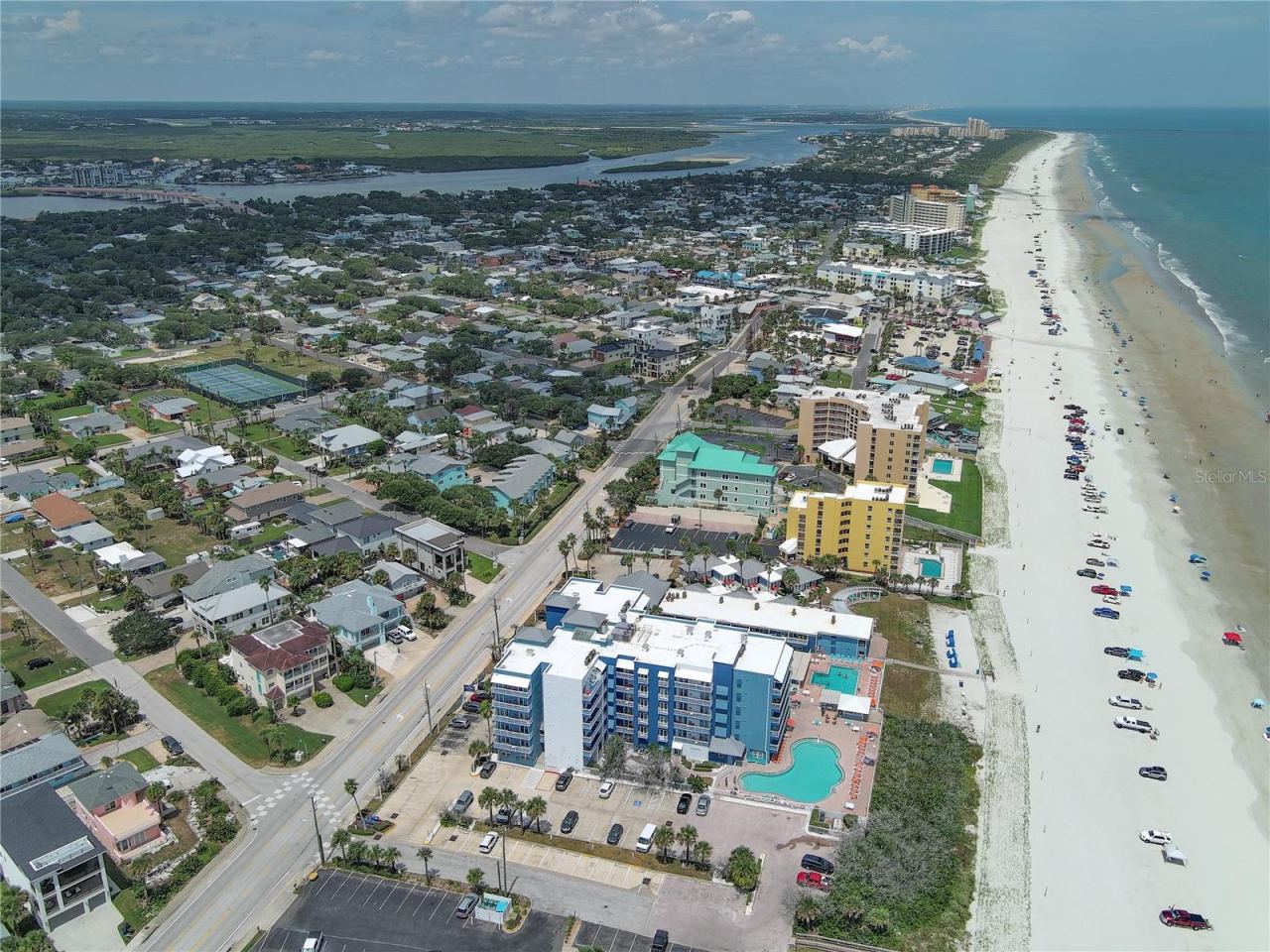 Photo 3 of 818 Ocean Ave, New Smyrna Beach, FL 32169