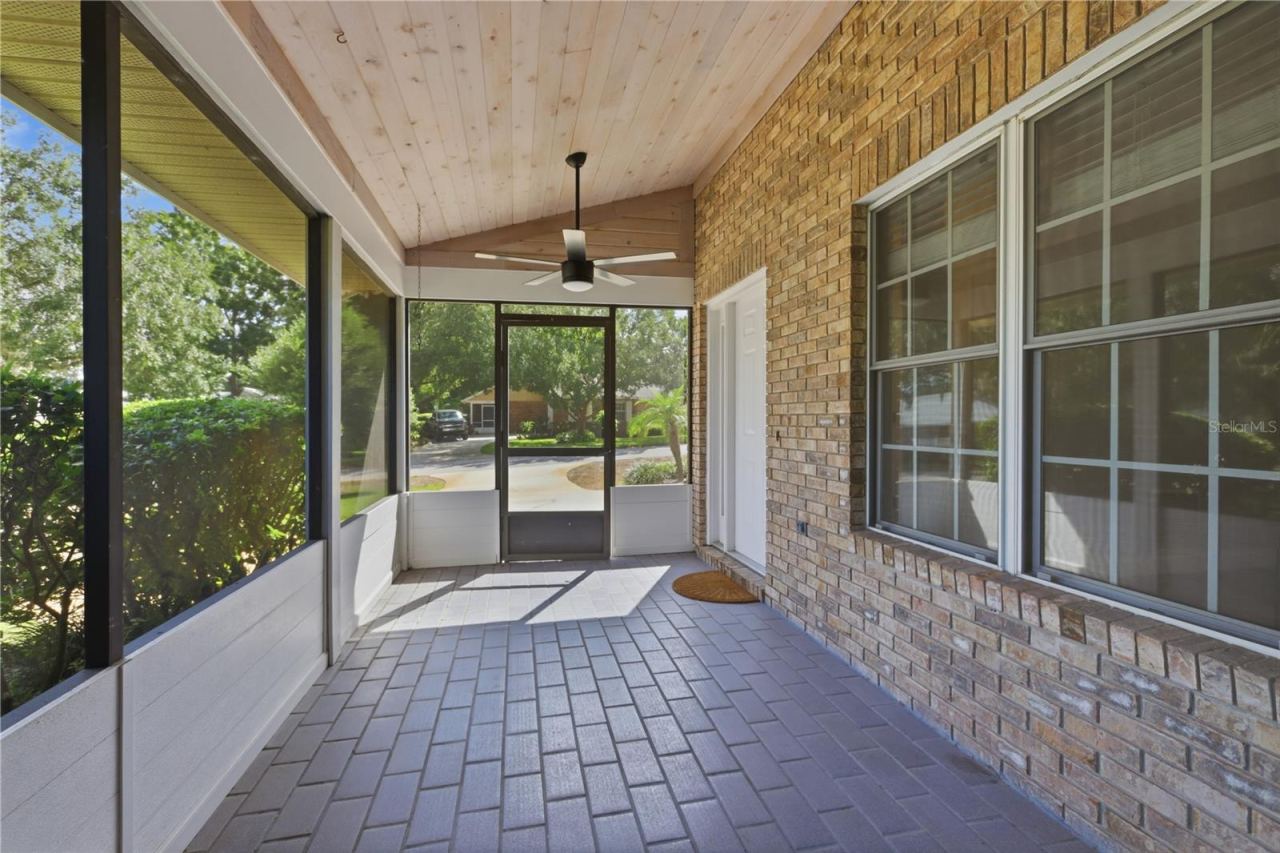 Photo 3 of 2500 S Glen Eagles Dr, Deland, FL 32724