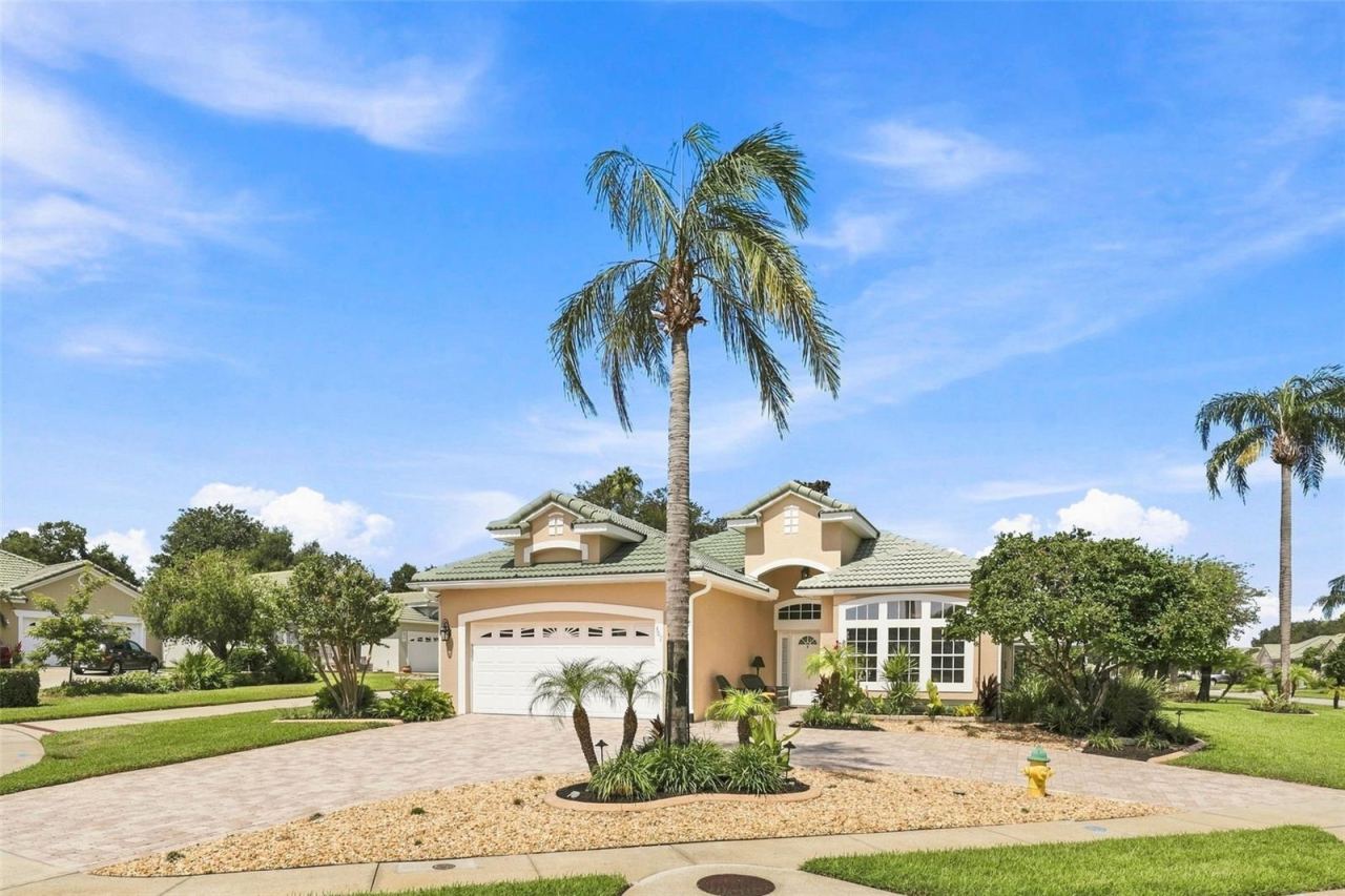 Photo 3 of 367 Foxhill Dr, Debary, FL 32713