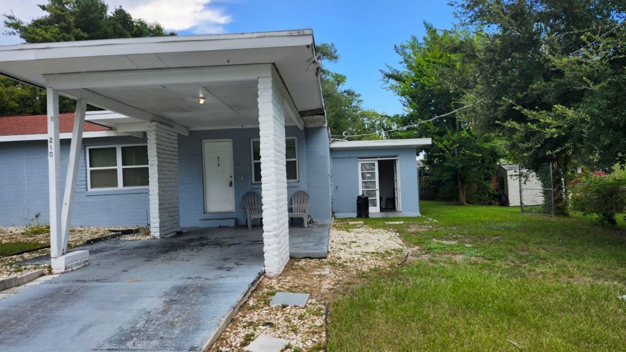 Photo 3 of 210 Francis Parkman Pl, Daytona Beach, FL 32114