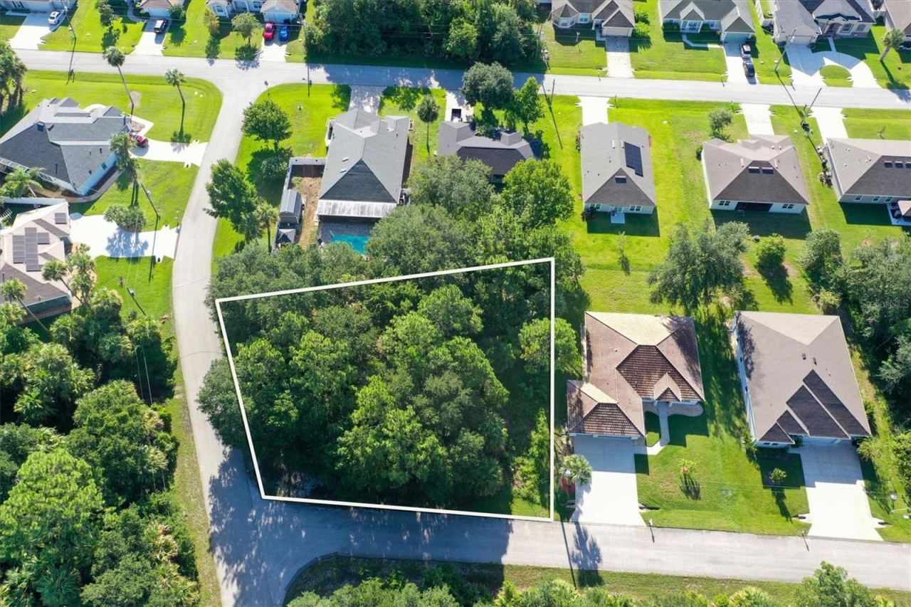22 Lucas Ln, Palm Coast, FL 32137
