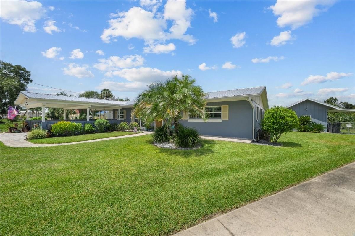 Photo 3 of 209 River Dr, East Palatka, FL 32131